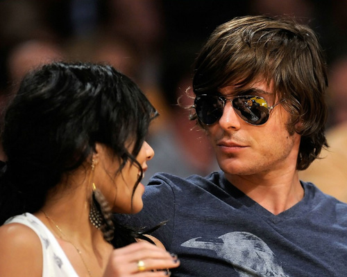 Zac Efron & Vanessa Hudgens Take In Laker Game.  Photo: Gettyimages.com