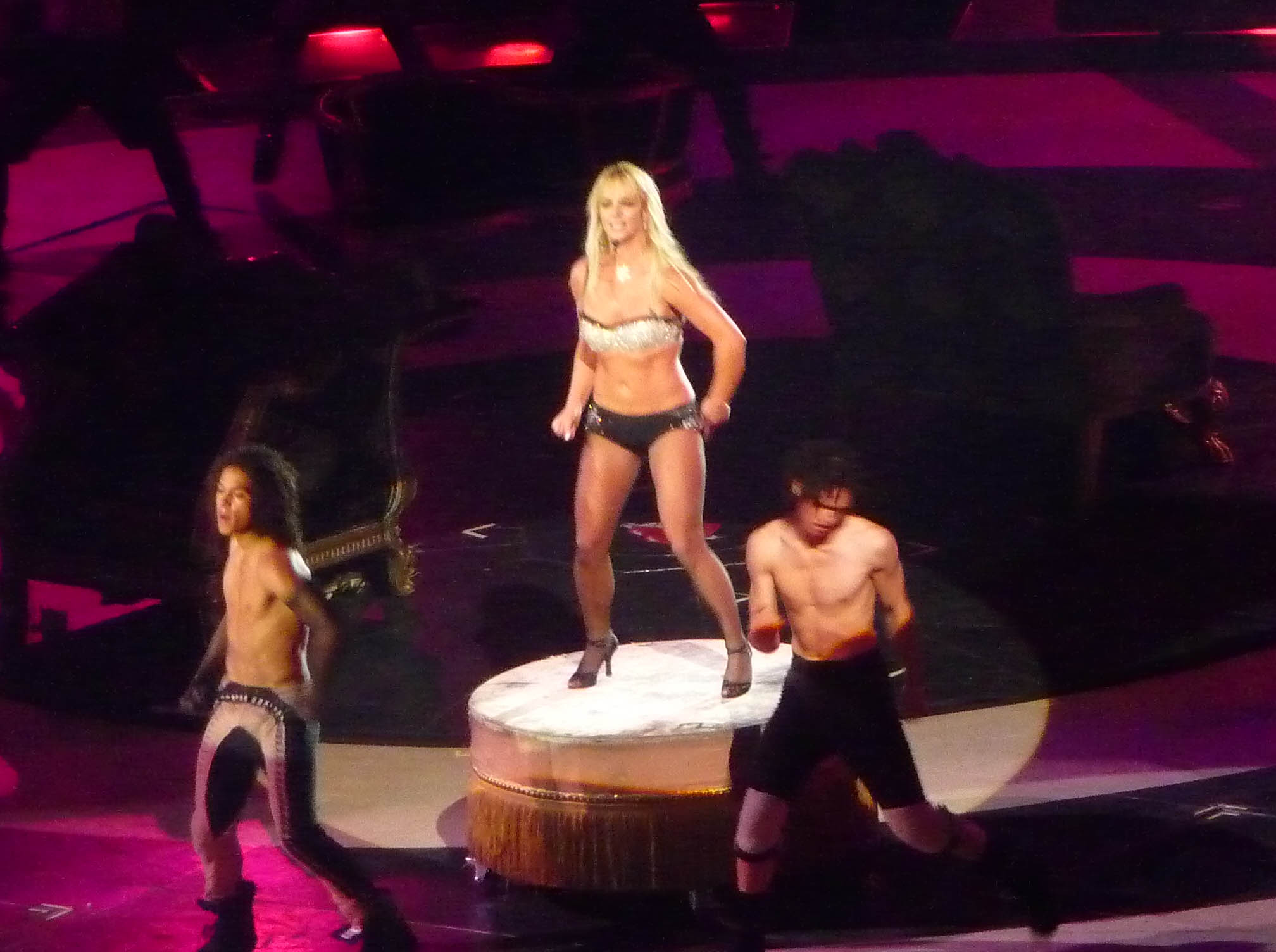 Britney Spears @ MSG 08/24/09 Photo: According2g.com