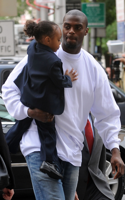 Plaxico Buress & Elijah Burress Before his Sentence. Photo: SplashNewsOnline.com