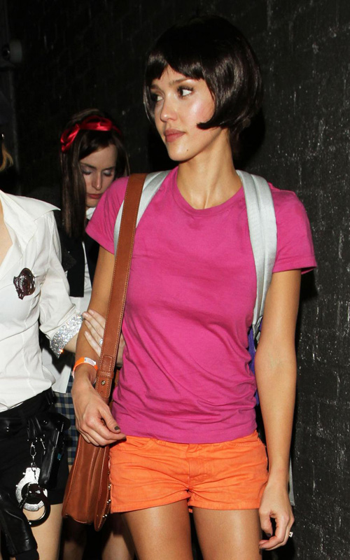 Jessica Alba As Dora The Explorer For Halloween.  Photo: PacificCoastNewsOnline.com