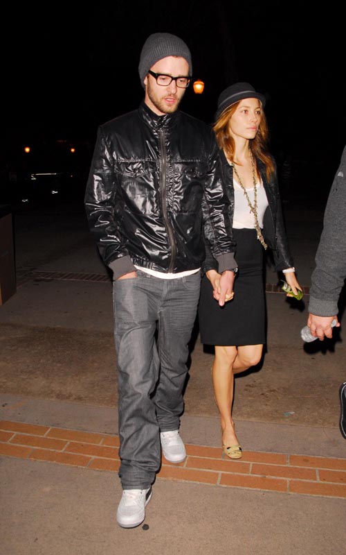 Justin Timberlake & Jessica Biel Together 11/08/09  Photo: Famepictures.com
