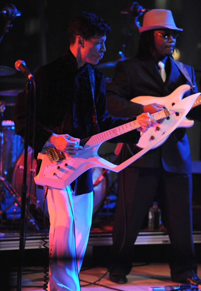 Prince performs at the Time 100 Gala, May 4, 2010
