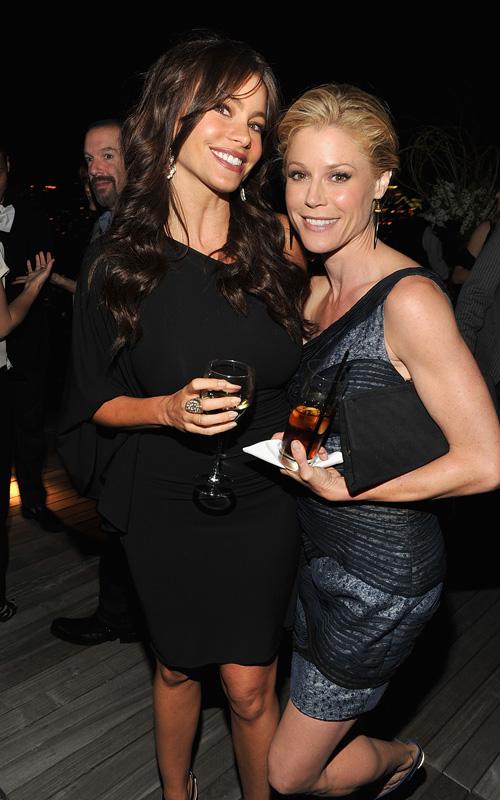 Sofia Vergara & Julie Bowden. Photo: GettyImages.com