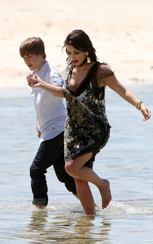 justin bieber dancing photoshoot. justin bieber photoshoot