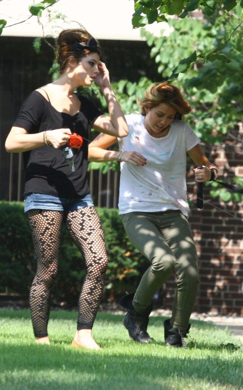 Ashley Greene & Miley Cyrus. Photo: GinsburgSpaly.com