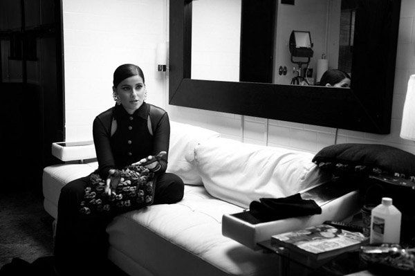 Behind The Scenes Of Nelly Furtado Video "Big Hoops (The Bigger The Better)