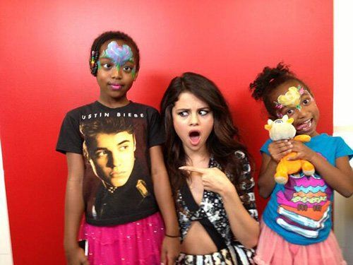 Selena Gomez Photo: Twitter.com