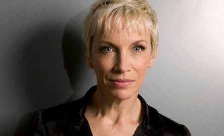 Annie Lennox Photo: guardianlv.com 