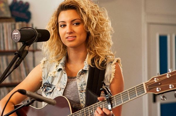 Tori Kelly Photo: Billboard.com