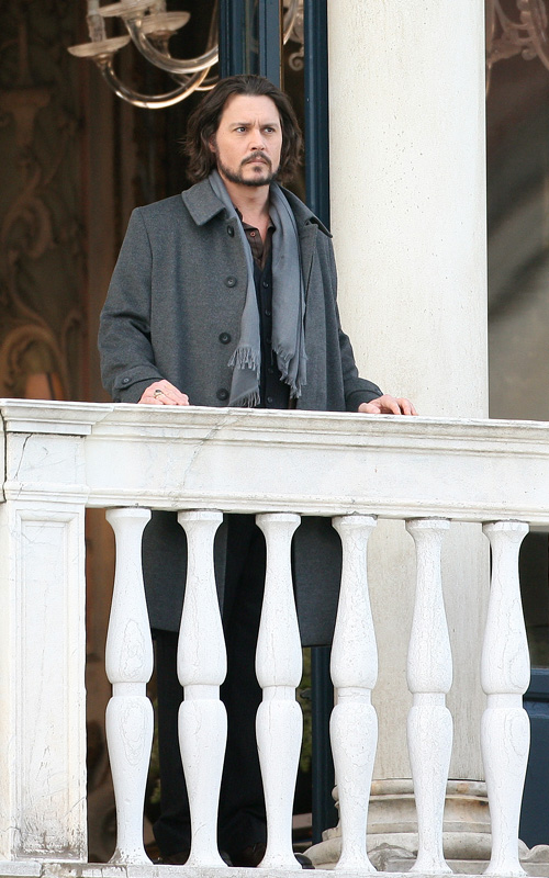 Johnny Depp On The Set Of "The Tourist" Photo: INFdaily.com